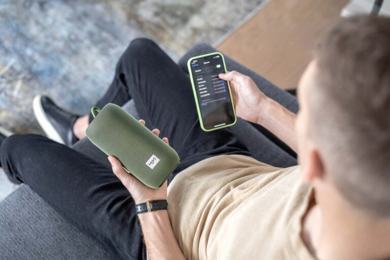 Melody V2 Bluetooth Speaker 2